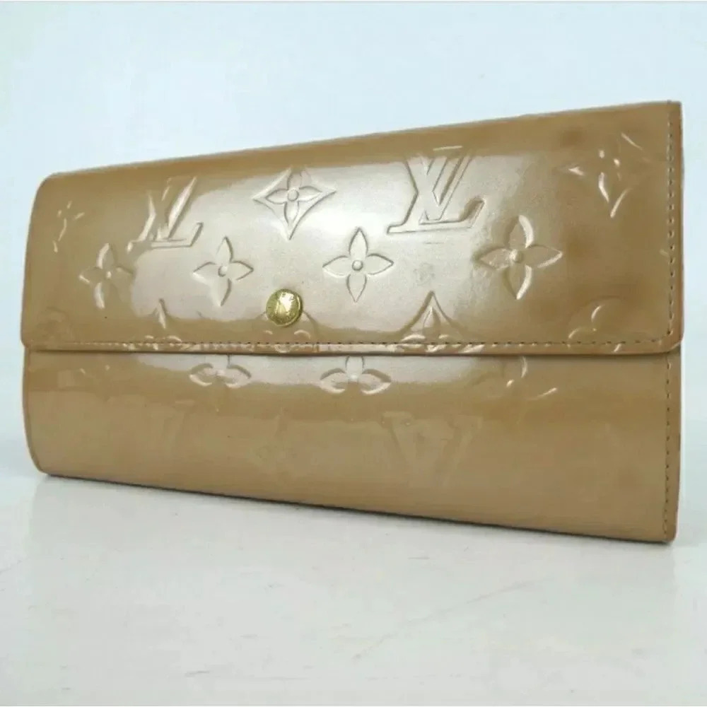 AUTHENTIC LOUIS VUITTON VERNIS PORTEFEIULLE WALLET